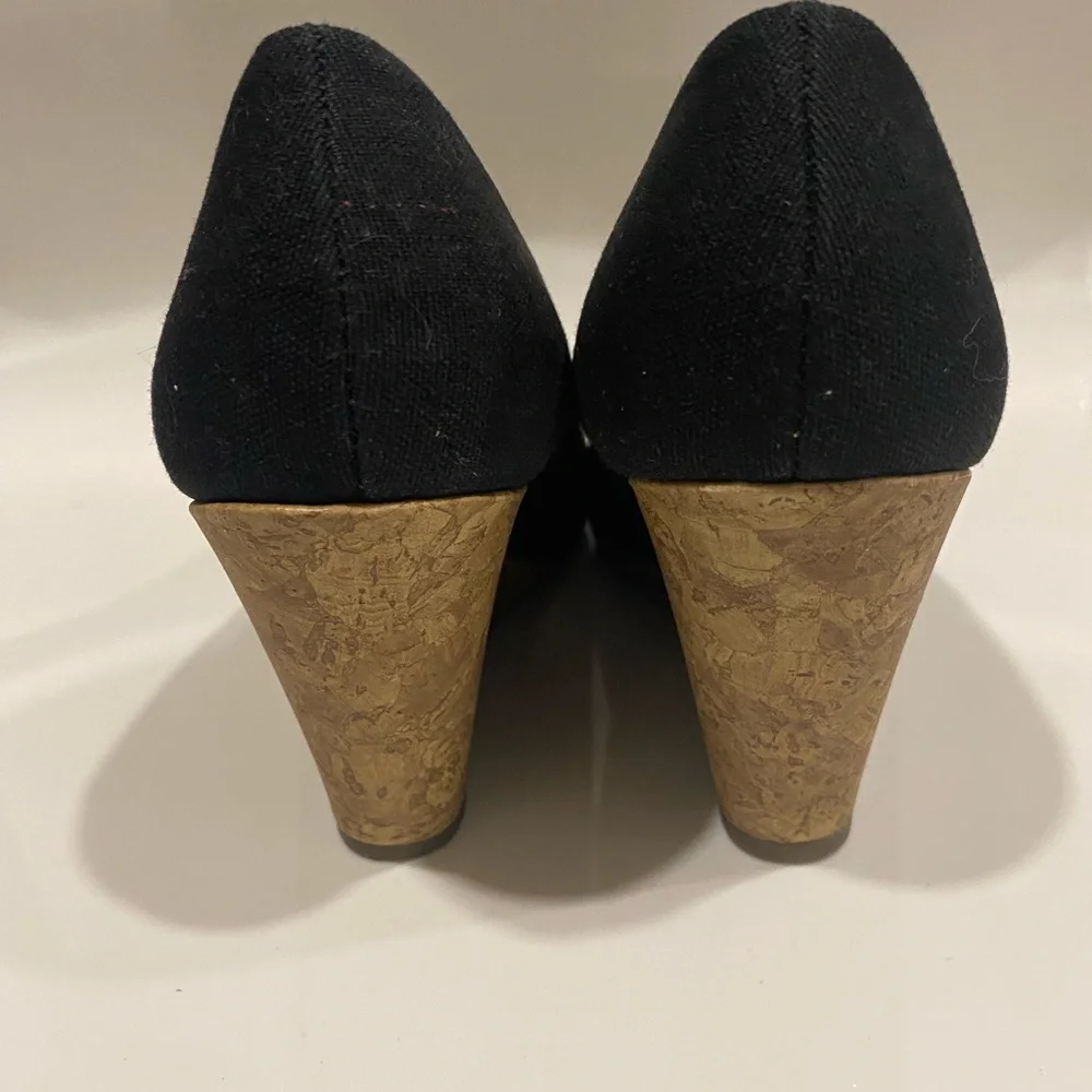 American Eagle Black Open Toe Wedge
